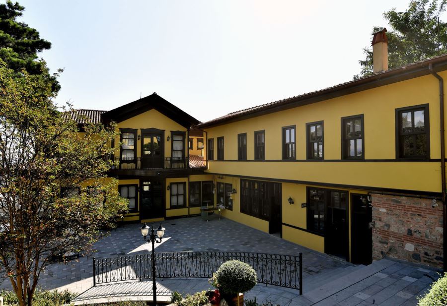 Sümbüllü Bahçe Yeniden Kapılarını Açtı