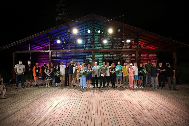 Nilüfer Kent Tiyatrosu sezona açık havada başladı