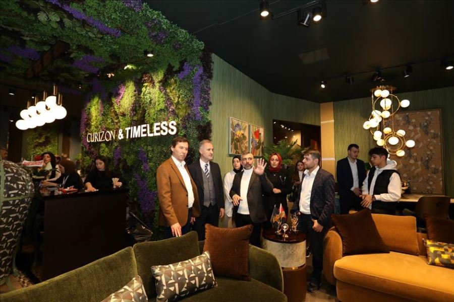 Başkan Taban İstanbul Fuarında İnegöllü Firmaları Yalnız Bırakmadı