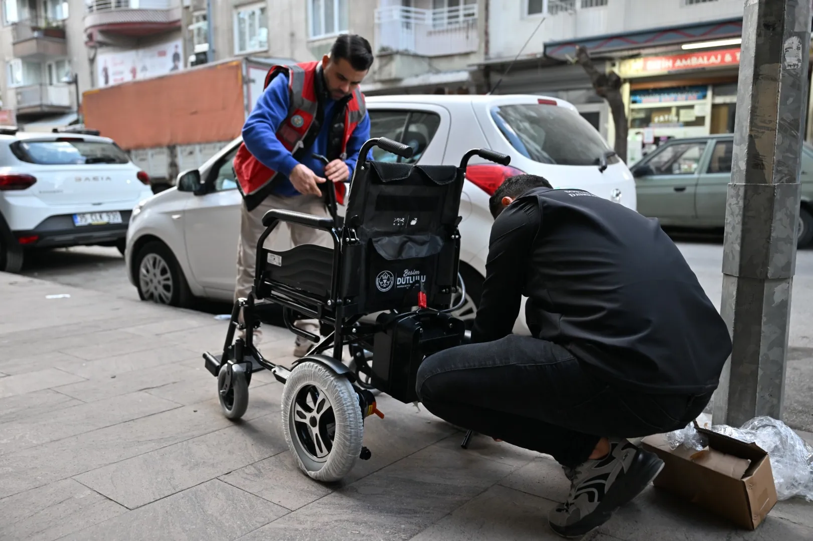 Manisa Büyükşehir’den engelli bireylere medikal destek