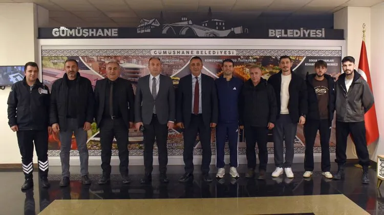 Gümüşhane Belediye Başkanı, Spor Camiası Temsilcilerine Başarı Diledi