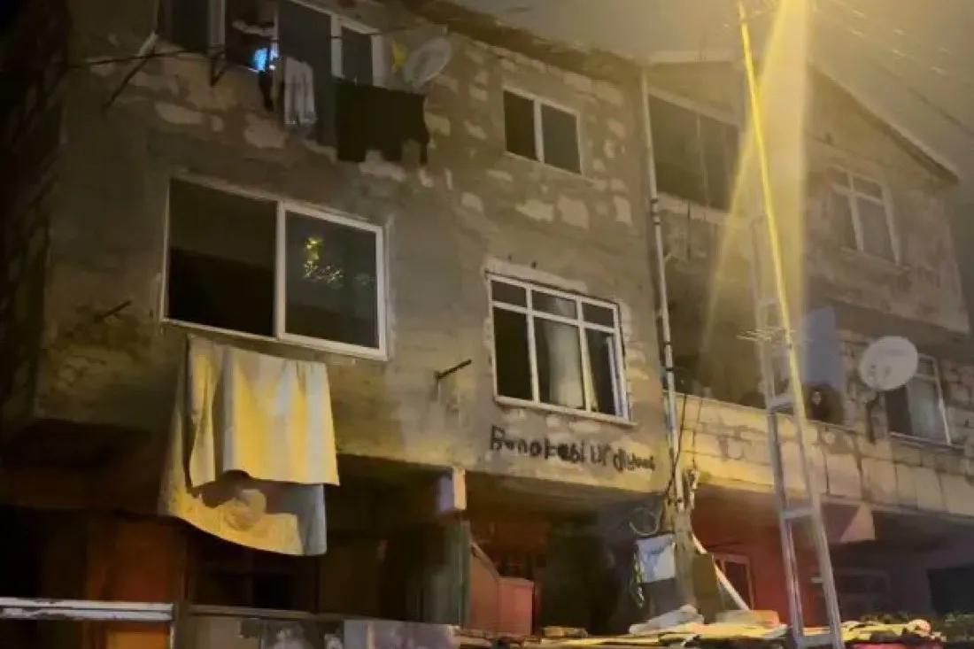 Günün acı haberi... Pendik’te ev yangını: 3 çocuk hayatını kaybetti