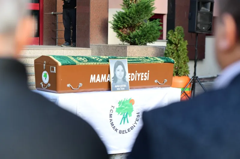 Mamak Belediyesi Personeli Ahu Çetin Son Yolculuğuna Uğurlandı