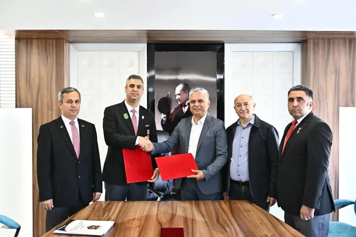 Muratpaşa Belediyesi, Şehit ve Gazi Derneği ile İş Birliği Protokolü İmzaladı