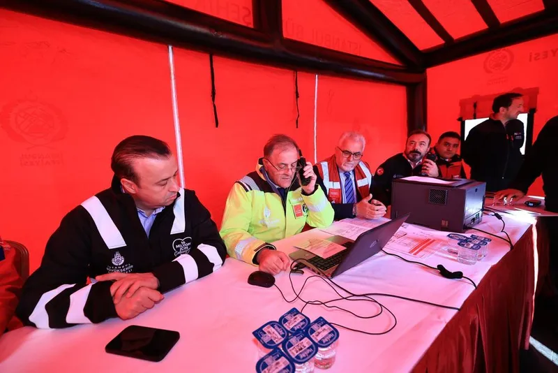 İBB’DEN EŞ ZAMANLI DEPREM VE ACİL DURUM TATBİKATI