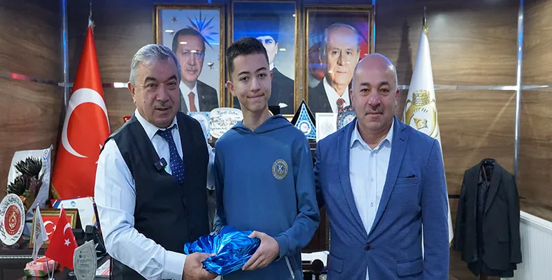 Şuhutlu Öğrenci Çınar Özgür, İl Birinciliğini İlçeye Kazandırdı