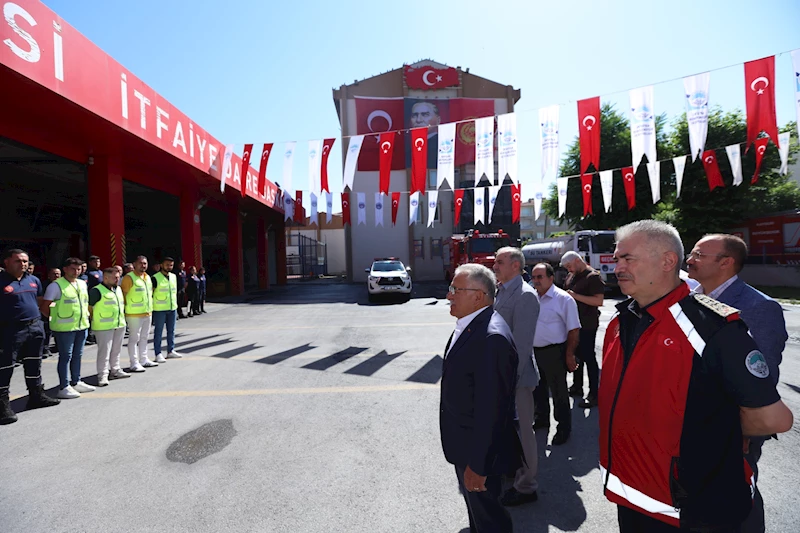 Başkan Büyükkılıç’tan Kahraman Personeline: “İyi ki Varsınız”