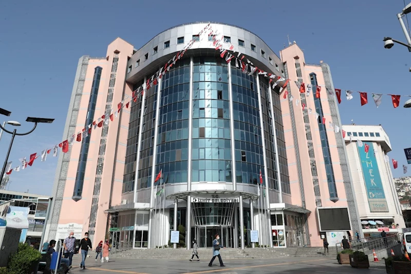 İZMİT BELEDİYESİNDEN YENİŞEHİR MAHALLESİ’NE YENİ YATIRIM