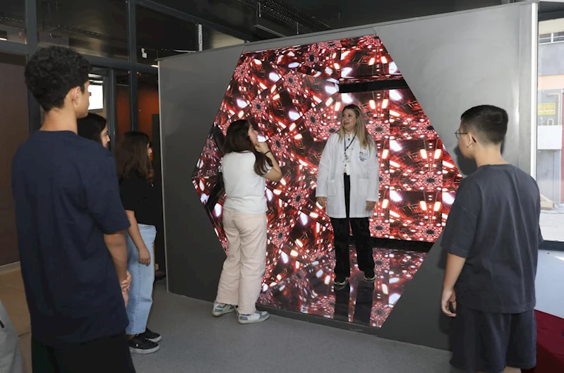 Büyükşehir ‘Aratos Matematik Evi’ Öğrencilere Matematiği Sevdiriyor