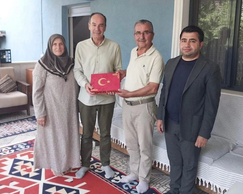 İZMİT BELEDİYESİNDEN HACI MUHTARLARA ZİYARET