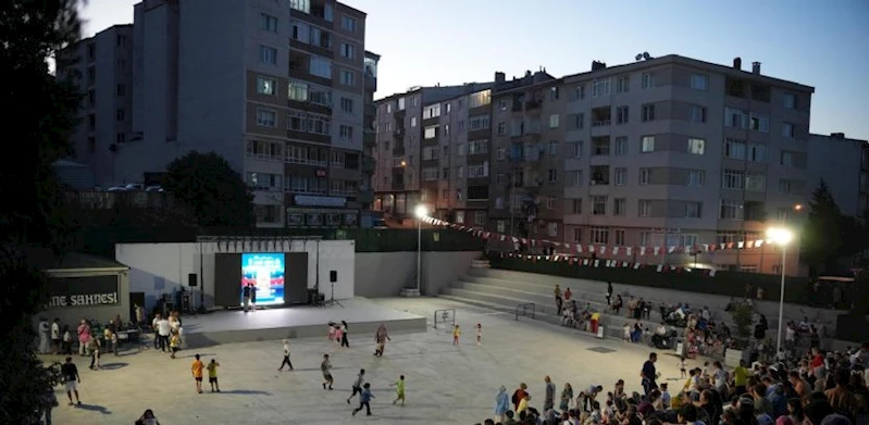 Çorlu´da Yaz Akşamları Açık Hava Sinemasıyla Şenleniyor