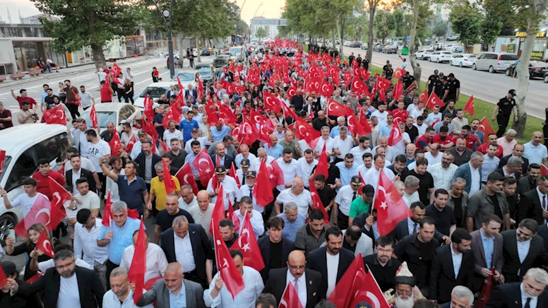 9 Yıl Önceki Ruhla; Kahramanmaraş Demokrasi ve Milli Birlik Kortejinde Buluştu
