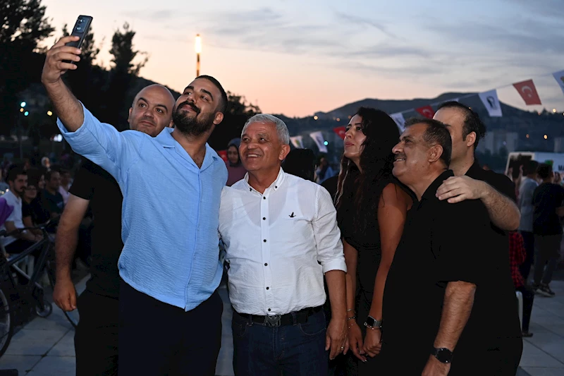 Mamak’ın Sahnesi Kendi Emekçilerine Emanet