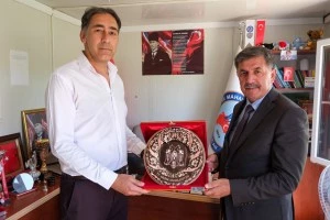 Belediye Başkanımız Sn. Bekir Aksun, Erzincan Köy ve Mahalle Muhtarları Derneği ve Erzincan Muhtarlar Derneği’ni ziyaret etti