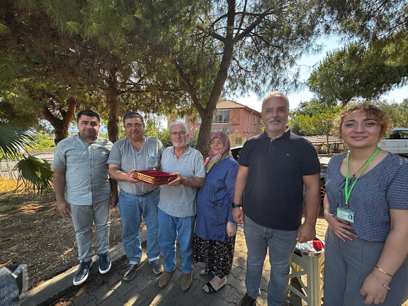 İZMİT BELEDİYESİNDEN GAZİLERE SAYGI ZİYARETLERİ SÜRÜYOR