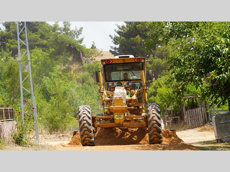TARSUS BELEDİYESİ’NDEN KAHRAMAN GÜLEK MAHALLESİ’NE ULAŞIM VE ÜRETİM DESTEĞİ