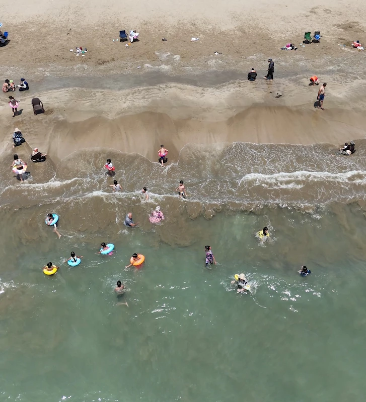 ŞEHİTKAMİL’DEN ÖĞRENCİLERE DENİZ TATİLİ