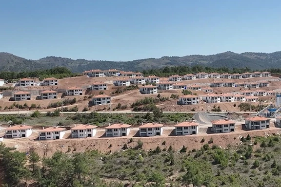 Afet bölgesinin iki katlı köy evleri tamamlandı... İlk görüntüler Kahramanmaraş Bulanık Köyü