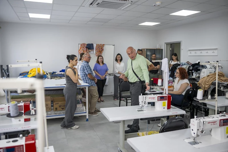 AB Delegasyonu’ndan Büyükşehir Halkkent Sosyal Girişimcilik Merkezi’ne Ziyaret