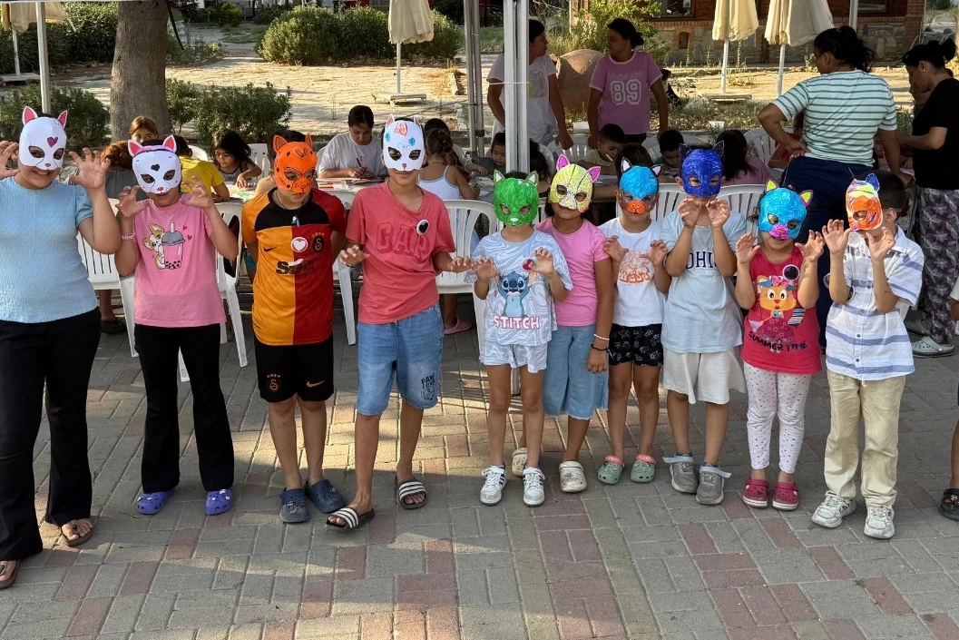 İzmirli çocuklar Belevi’de yazı eğlenerek uğurladı