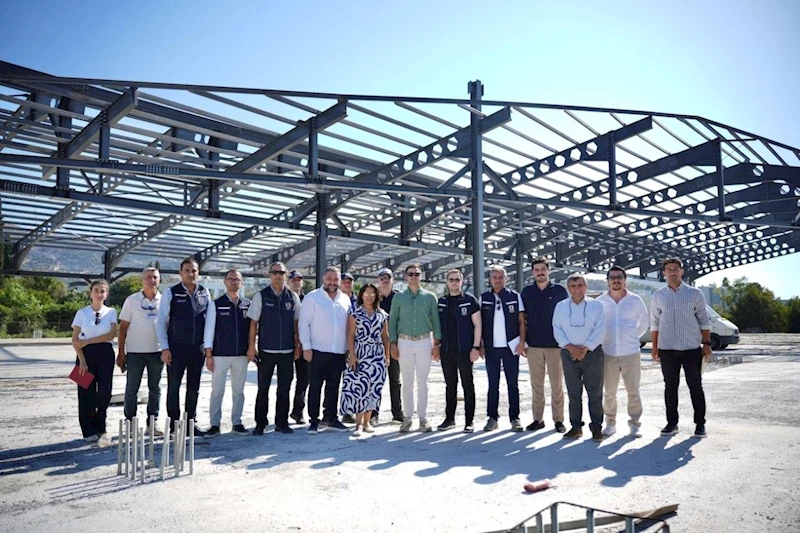 SAHA ZİYARETLERİ HIZ KESMEDEN DEVAM EDİYOR