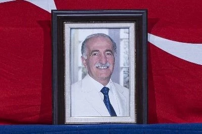 Prof. Dr. Emin Alıcı son yolculuğuna uğurlandı