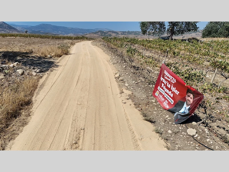 TARSUS BELEDİYESİ’NDEN KOÇÖMERLİ’DE 10 KİLOMETRELİK ARAZİ YOLU BAKIMI