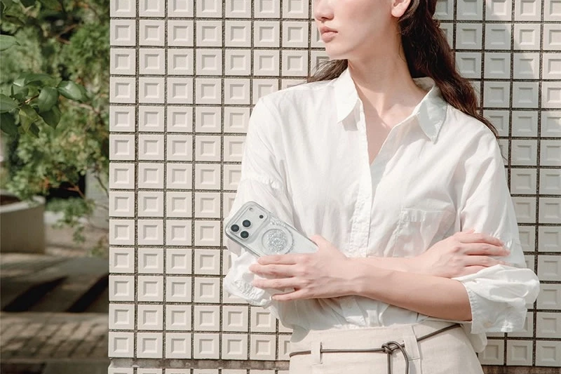 Coehl, modern minimalistler için yumuşak renkler ve ışıltılı iPhone 17 kılıflarını tanıttı