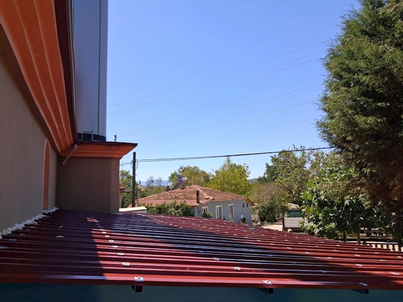 İZMİT BELEDİYESİNDEN BAĞLICA MAHALLESİ TORAMANLAR CAMİ’NE SUNDURMA