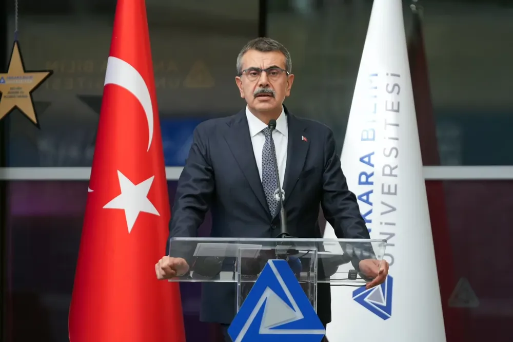 Bakan Tekin: Türkiye, eğitimde devrim niteliğinde işler yaptı