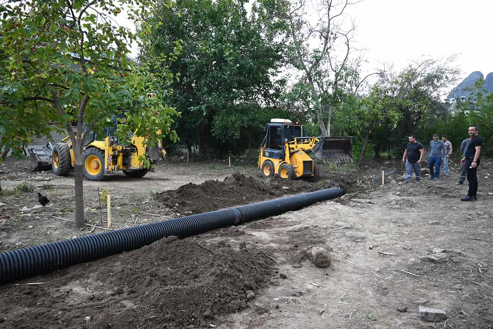 Kemer'de Yeni Park Alanları İnşa Ediliyor