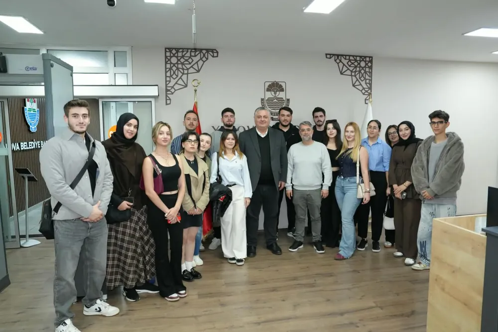 Yalova Belediyesi Kent Genelinde Altyapı ve Çevre Düzenleme Çalışmalarına Devam Ediyor
