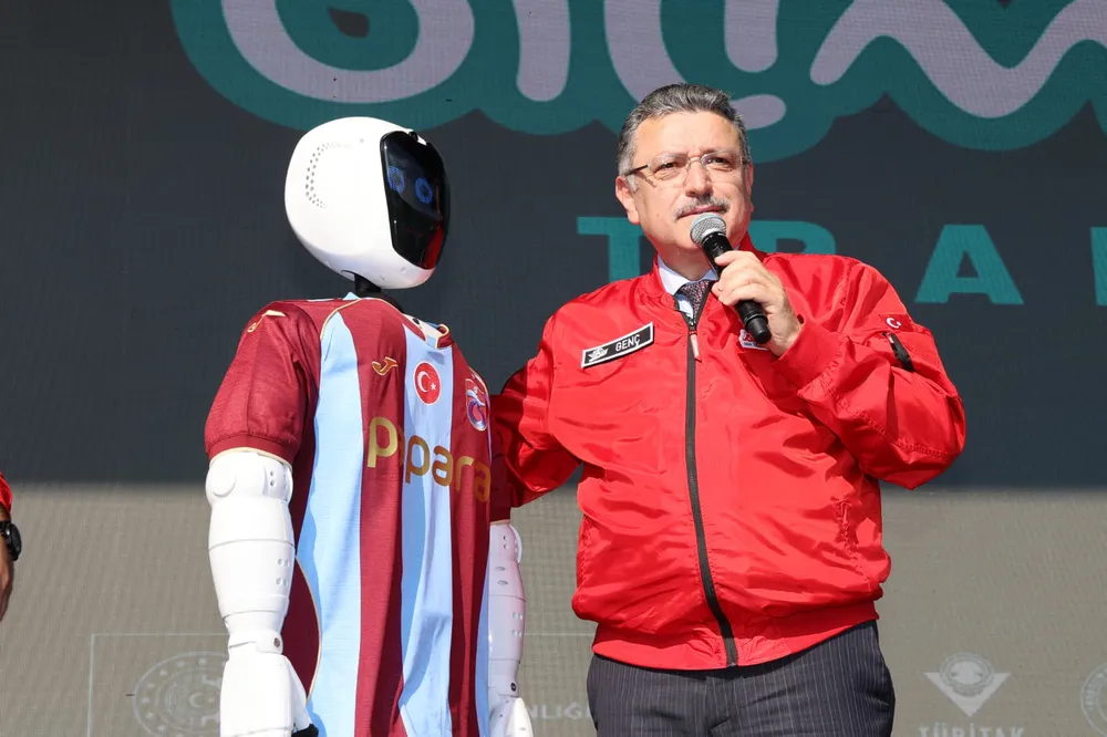 Trabzon'da Bilim ve Teknoloji Şöleni Başladı