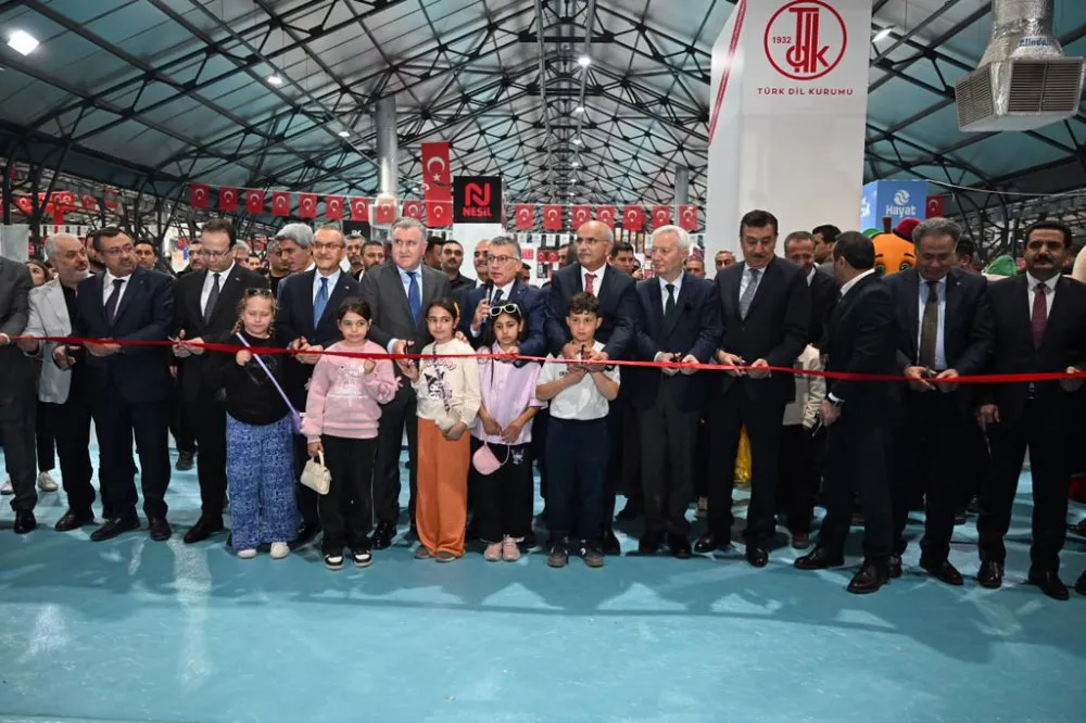 Malatya'da Kitapla Büyüyen ve Üreten Bir Gelecek Hedefleniyor