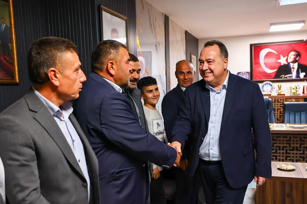 Başkan Dutlulu Köprübaşı Muhtarlarıyla Bir Araya Geldi