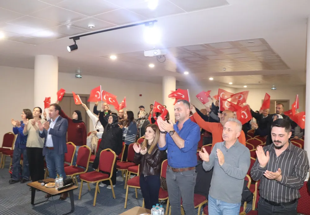 “Kıvılcımdan Aleve” Gösterisi Yusufeli Sakinleriyle Buluştu