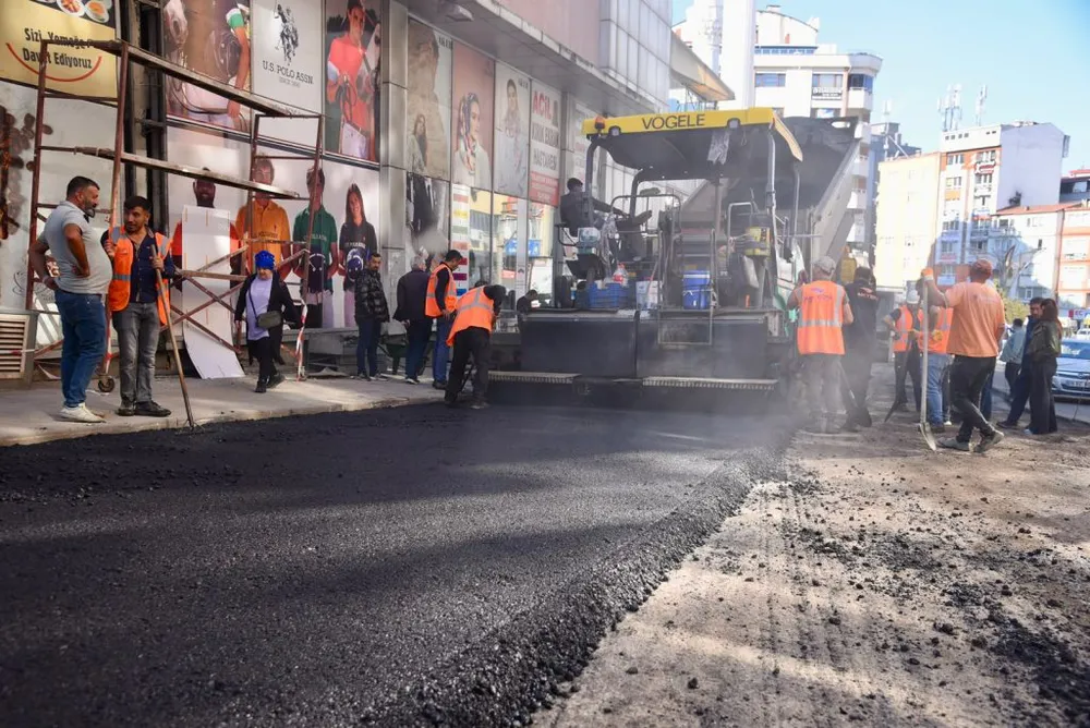 Giresun'da Yol ve Kaldırım Yenileme Çalışmaları Hız Kazandı