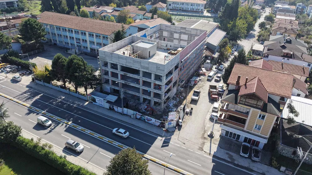Sapanca'da Gençler İçin Yeni Spor Tesisleri İnşa Ediliyor