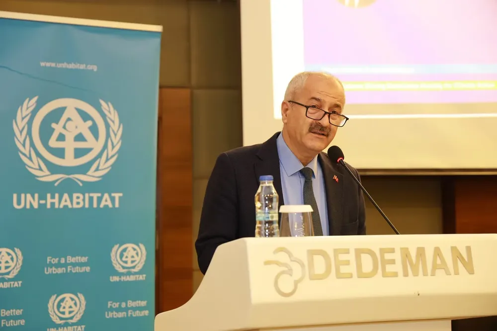 Gebze'de Başkan Büyükgöz, 'Sürdürülebilir Kentler'de görüşlerini paylaştı