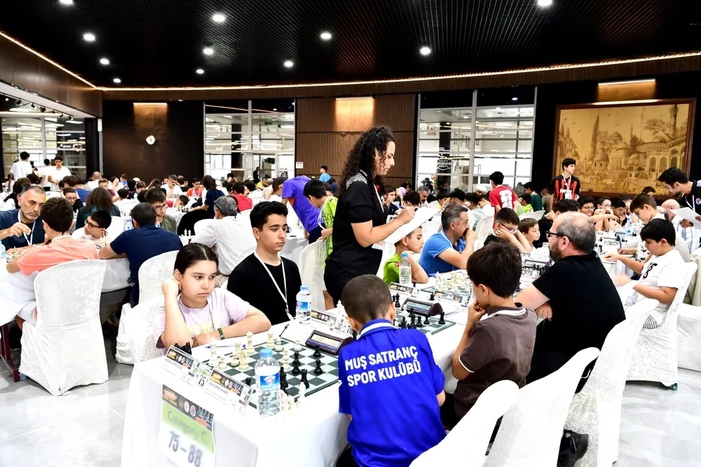 Malatya 'Altın Kayısı'da satranççıları ağırlıyor