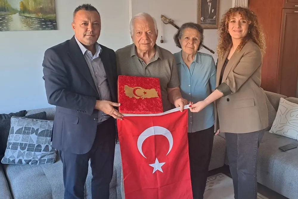İzmit'ten Gölcük’te yaşayan Kıbrıs Gazilerine ziyaret