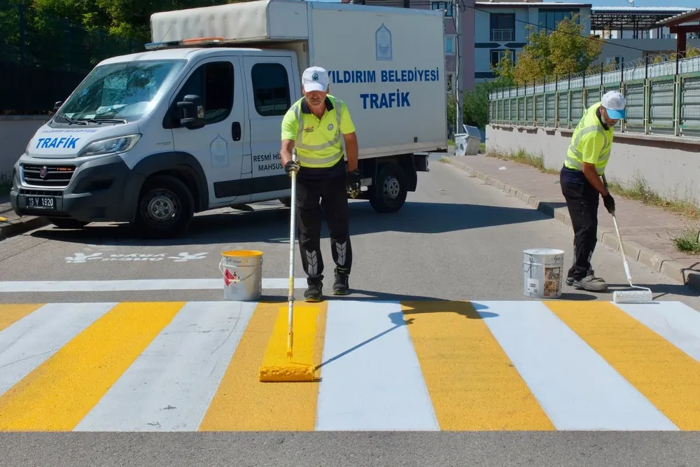 Bursa Yıldırım’da okul çevreleri güvenli hale getirildi