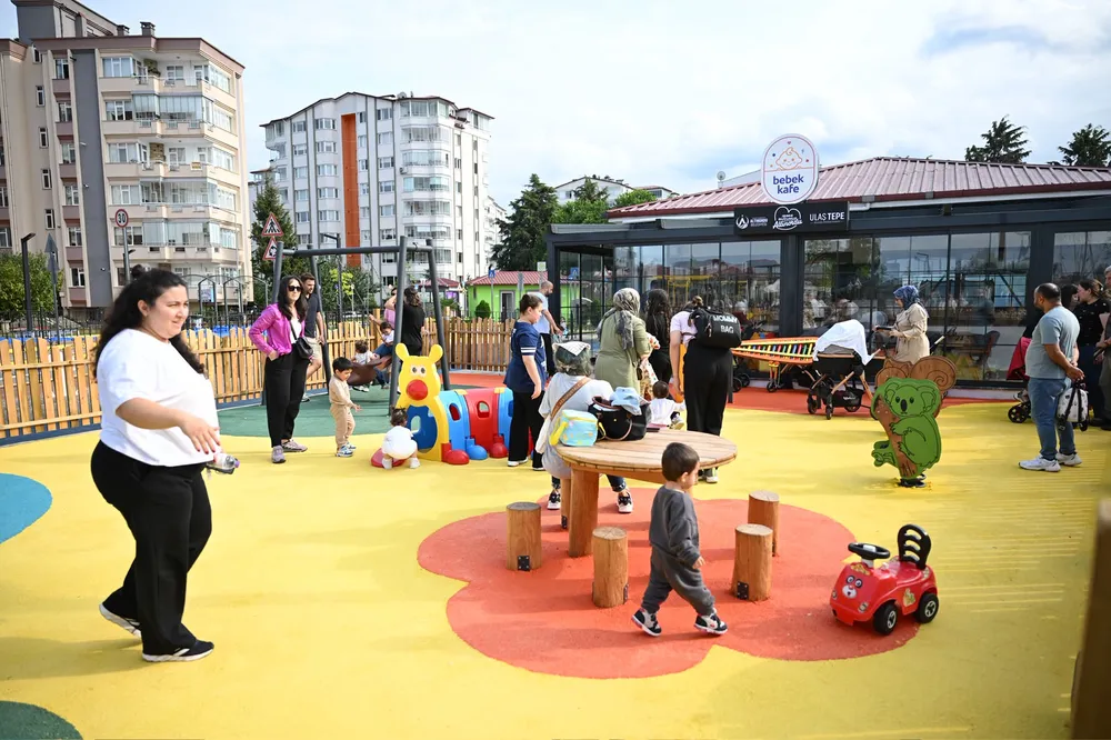 Altınordu'da Kentin İlk Bebek Parkı Hizmete Açıldı