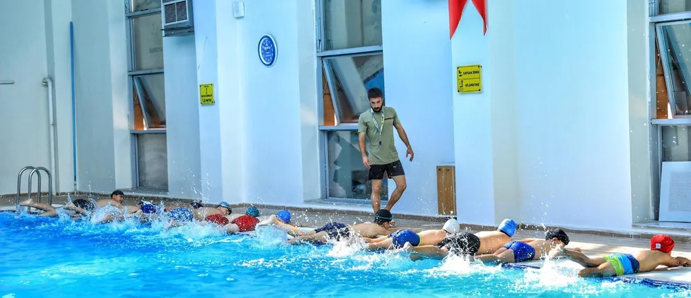 Kayapınar Belediyesi Gençleri Sporla Buluşturdu