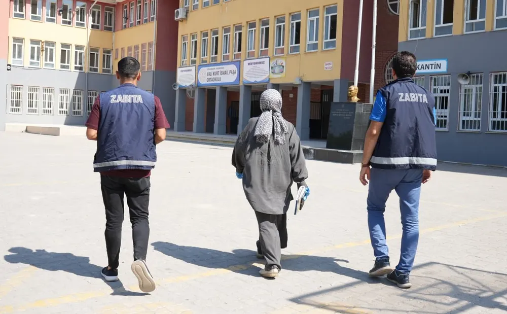 Okulların Açıldığı İlk Gün Okul Kantinlerinde Denetim
