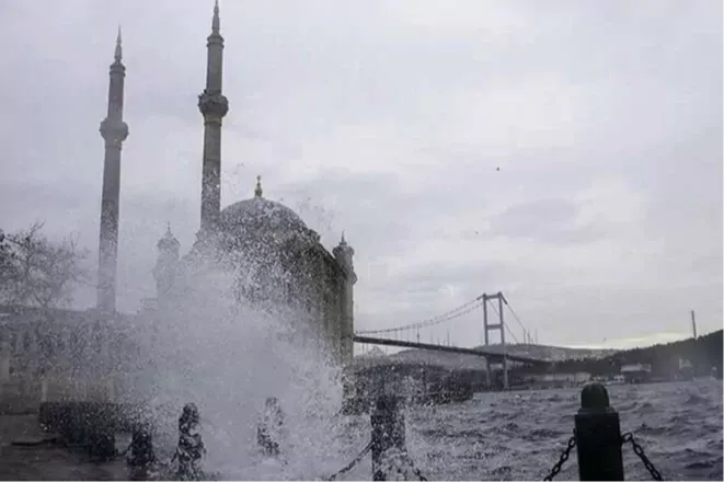 Meteoroloji'den 7 bölgede kuvvetli yağış ve rüzgar uyarısı