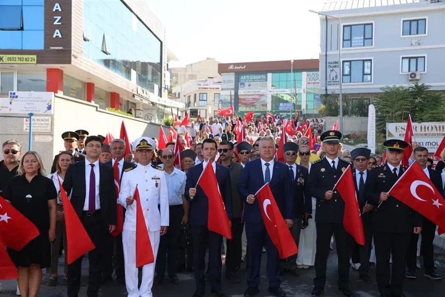 Urla Belediyesi 12 Eylül Kurtuluş Günü Mesajını Paylaştı