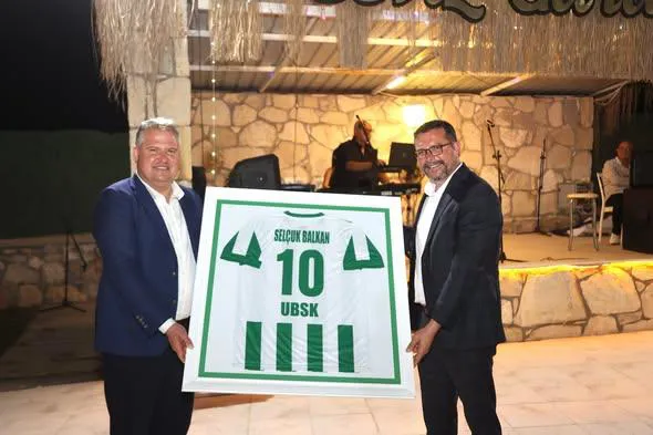 Urla Belediyesi Spor Kulübü Yeni Sezon Öncesi Dayanışma Yemeği Düzenledi