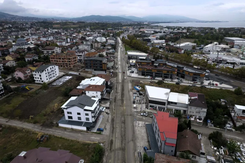 Başiskele Karamürsel Caddesi Modern Görünüm ve Yeni Altyapı ile Yenileniyor