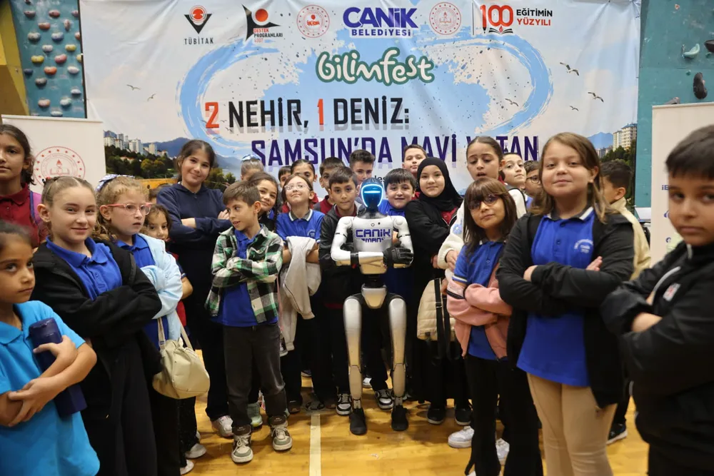 Canik'te 'Mavi Vatan' Bilim Şenliği Başladı